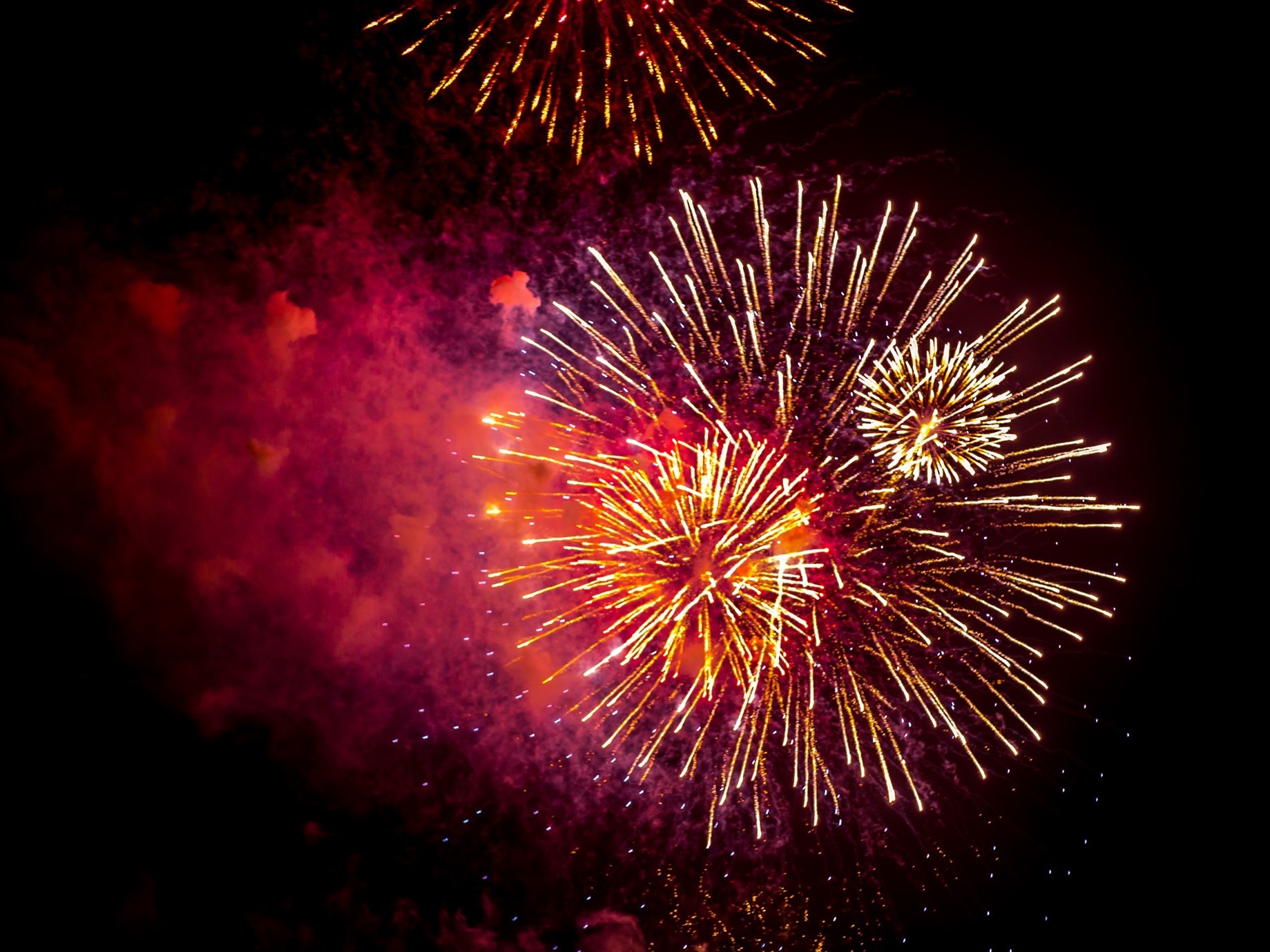 Oak Mount Sponsors Ringwood Fireworks